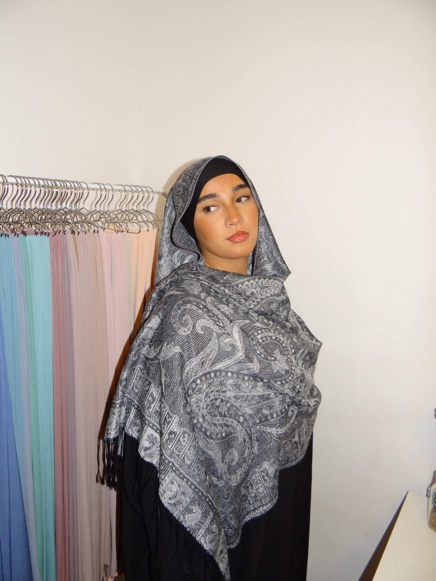 PASHMINA SIYAH